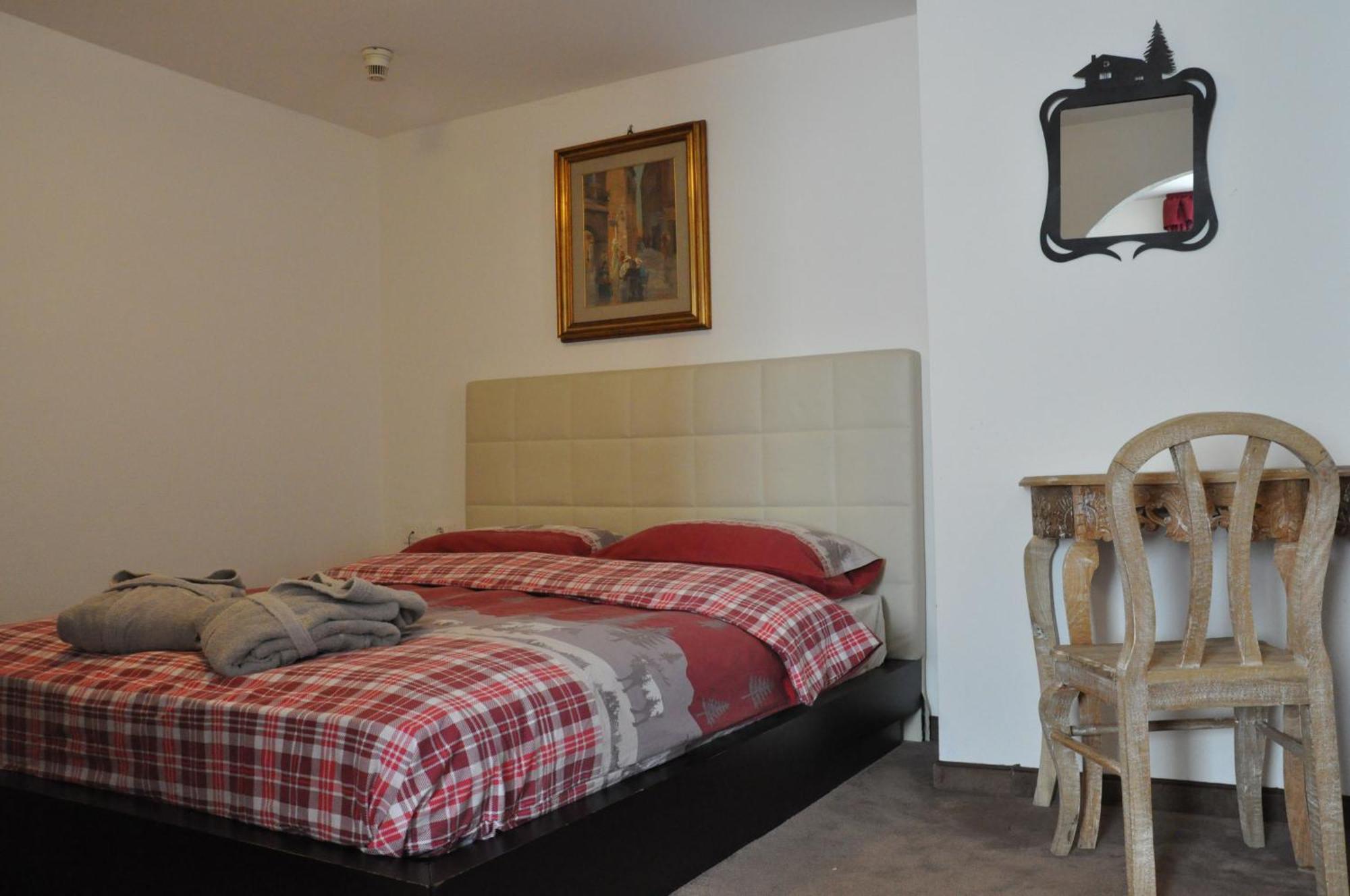 Alpenlife Hotel Someda Moena Bagian luar foto
