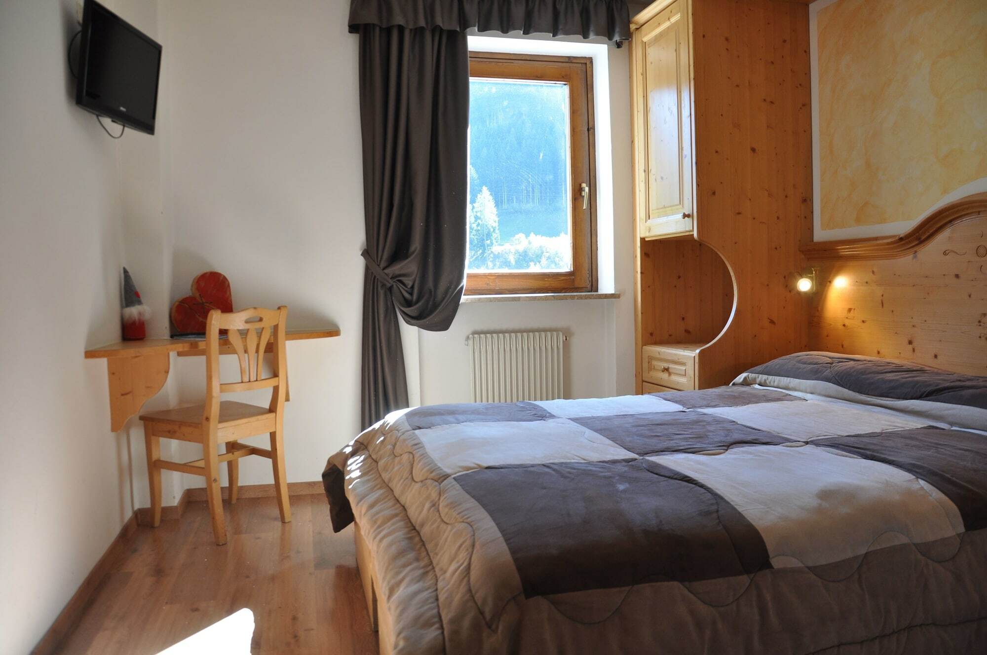 Alpenlife Hotel Someda Moena Bagian luar foto